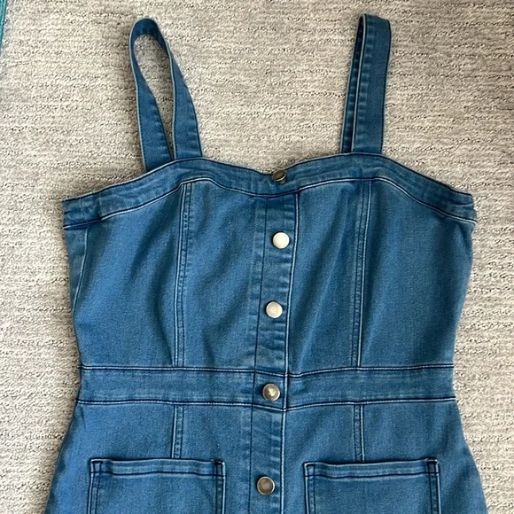 Denim dress - Picture 2 of 4